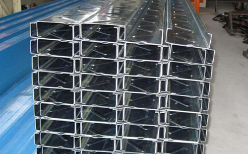 永昌C型钢在轻型永昌钢结构中的选型与施工要点